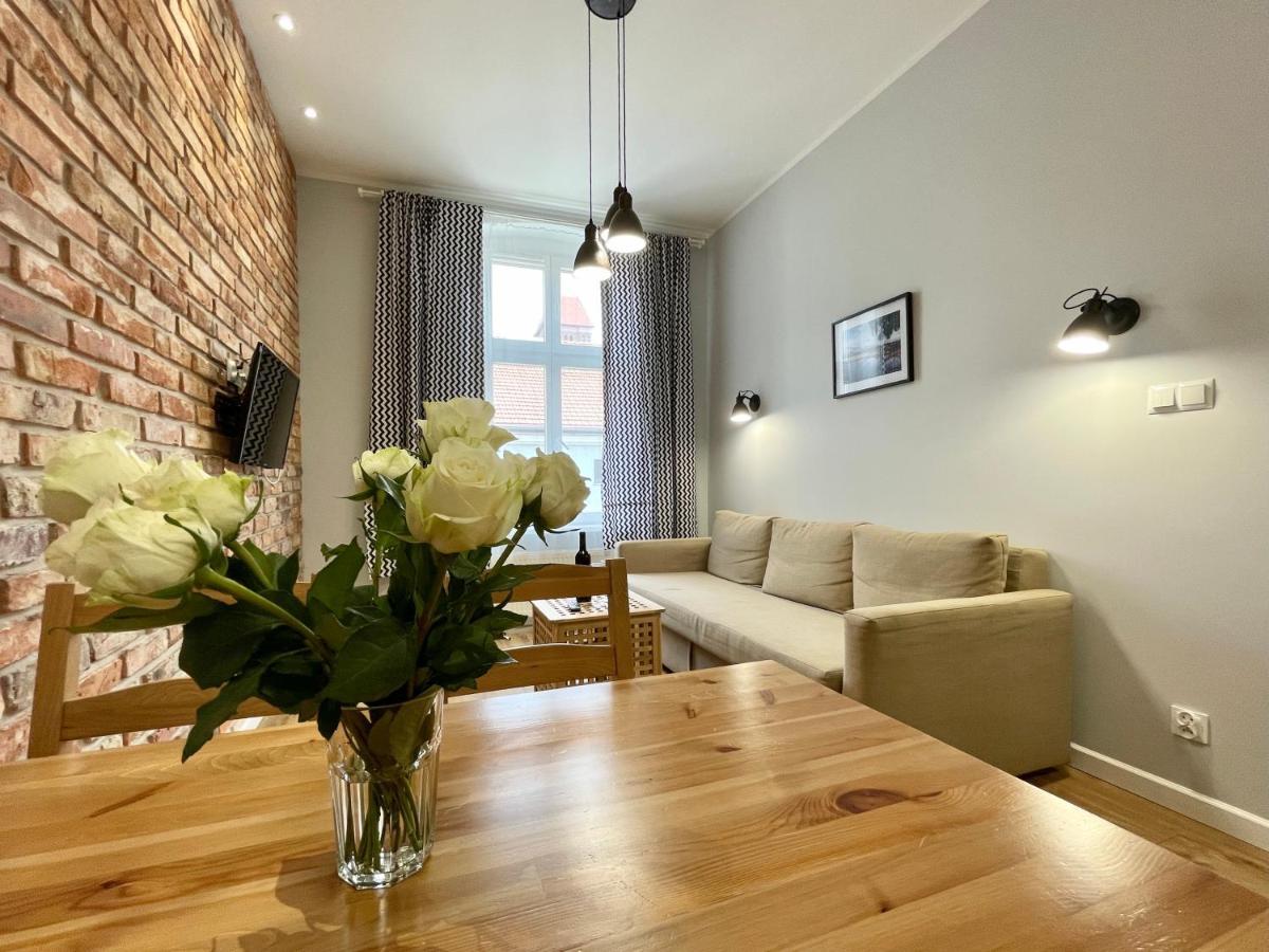Apartment Stary