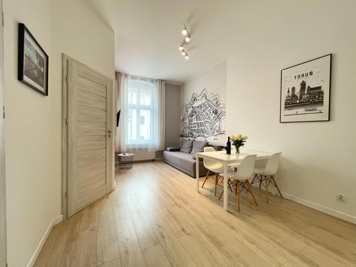 Apartment Stary *